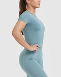 cropped workout top short sleeve